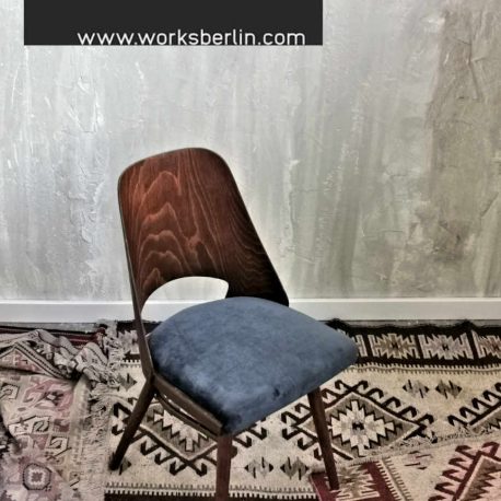 Esszimmerstühle von Oswald Haerdtl TON restauriert