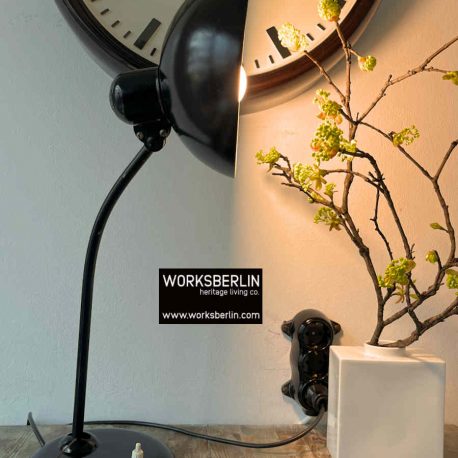 Designleuchte von Christian Dell Kaiser Idell Lampe