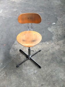 vintage fabrikstuhl, vintage industriedesign möbel, fabriklampen, vintage stuhl, shabbychic stuhl, vintage werkstattstuhl, vintage architektenstuhl, vintage architekten stuhl, vintage drehstuhl, vintage fabrikstuhl, industriestuhl, fabrikstühle, industriestühle, Arzthocker, arzt hocker, vintage metall hocker, metall hocker, höhenverstellbarer metallhocker, höhenverstellbarer arzthocker, vintage industriemöbel, vintage industrie möbel, vintage industriedesign, fabrikstuhl, fabrikstühle, industriestuhl, industriestühle, loft möbel, loftdesign, worksberlin, works berlin, vintage sideboard, vintage tisch, vintage designmöbel, rowac