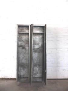 vintage spind, vintage schrank, vintage industriespind, industriedesign, arztschrank, industrie design, shabby chic, fabrik spind, abgebeizter spind, metalspind vintage, vintage metallspink, vintage metallschrank, vintage metall schrank, works berlin, industriemöbel berlin, möbel im industriedeign berlin, loftdesign, industrielook, worksberlin