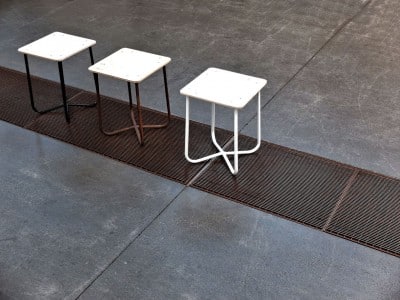 Industriehocker, industrie barhocker, industrie beistelltisch, industrielle hocker, industrielle barhocker, industrielle hocker, industrielle barhocker, fabrikhocker, industriedesign hocker, industriedesign barhocker, industrielle bareinrichtung, industriedesign hocker, industriedesign stuhl, industrieller stuhl, industriedesign möbel