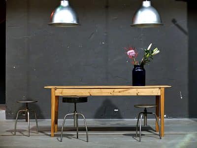 works berlin restauriert und verkauft originale vintage Industriemöbel Industriedesignmöbel original vintage industrial furniture online and in Berlin, Fabriklampe, Industrielampe, Fabriklampen, Industrielampen, vintage industriedesign möbel, vintage industrie design möbel, vintage möbel berlin, retro möbel berlin, loftmöbel, loft möbel, besondere lampen, shabby chic möbel berlin, industrial möbel berlin, industrial furniture style, vintage industrial style berlin, möbel berlin, furniture berlin, vintage furniture design berlin, echtes industriedeisgn möbel, retro chic, retro möbel, retro furniture, works berlin fabriklampen und möbel im echten industriedesign, factory light, vintage factory lights, works berlin, vintage neonleuchte, vintage fabrikleuchte, vintage neon, industrie neon, fabriklampe, industrielampe, vintage industriedesin, retro industriedesign, shabbychic, shabby chic, vintage Filmscheinwerfer, vintage Theaterscheinwerfer, loftmöbel, loft möbel