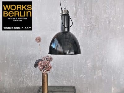 our vintage industrial lights are in best condition. buy industrial lamps, factory lamps, industrial lights, factory lights