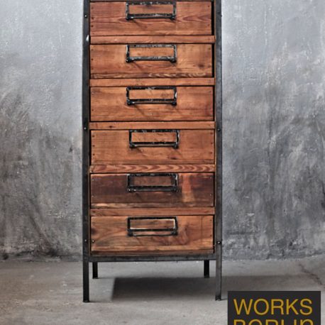 vintage industriemöbel, vintage schubladenschrank, industriemöbel, vintage industriedesign möbel, industrial vintage urban furniture, vintage industrial furniture, works berlin, Vintage Industriemöbel - works berlin restauriert und verkauft echte vintage Industriemöbel.unsere vintage Industriemöbel finden einen Platz in privaten Räumen und bei großen Projekten in der Gastronomie und im Office-Bereich.
