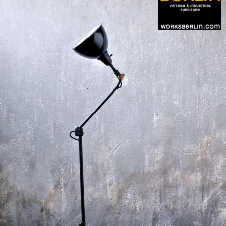 Alte Gelenklampe von Midgard