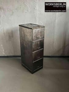 Onlineshop für industrielle Möbel Schubladenschrank aus Stahl