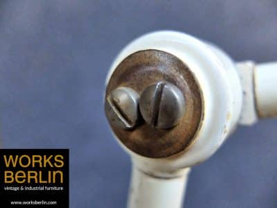 Detail einer Typ 540 vintage Midgard Lampe