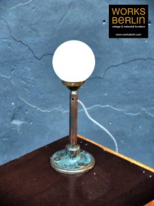 Industrielle Tischlampe