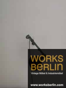 Midgard Leuchte vintage Hammerschlag-Grün jetzt online bei Works Berlin