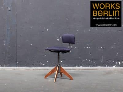 - Ikonen der vintage Industriemöbel jetzt bei worksberlin.com kaufen. ROWAC & Bemefa Stühle und ROWAC Hocker sind typische Vertreter hochwertiger vintage Industriemöbel und dürfen somit aus keiner Einrichtung im Industrial Style fehlen. ROWAC ist auch mit anderen Einrichtungsstile kombinierbar
