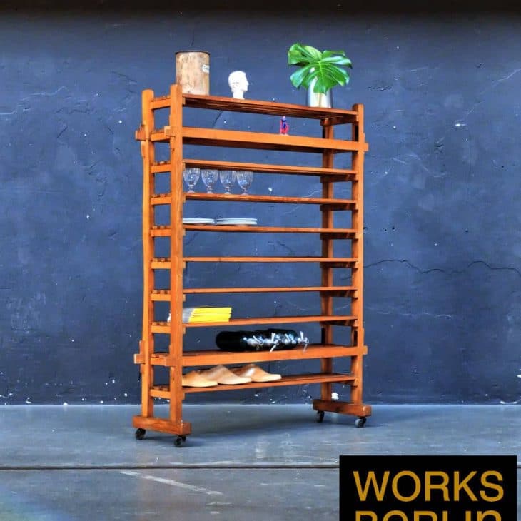 Vintage industrieregal no. 144..........arztvitrine, industrielle