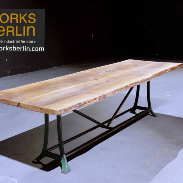 Beeindruckender Fabriktisch mit Eichenplatte und Stahl vintage