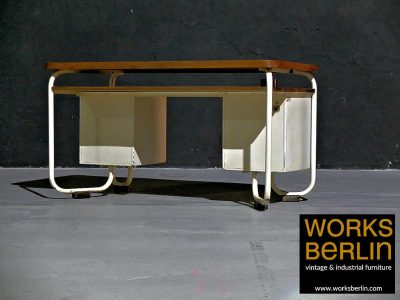 Arztschreibtisch alt vintage industriemöbel