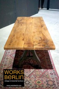 Industrial Style Besprechungstisch