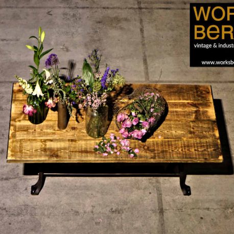 Tisch: vintage möbel works berlin