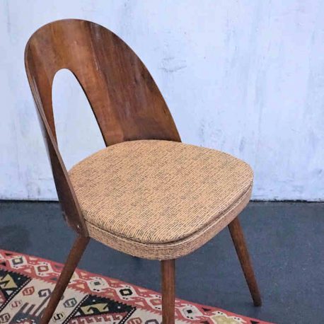 Perfekt erhaltene Stühle Antonin Suman im Originalzustand
