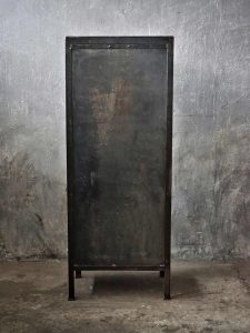 industrieller schrank vintage alt gebraucht