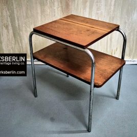 Großer modernistischer Beistelltisch Onlineshop Kovona vintage furniture