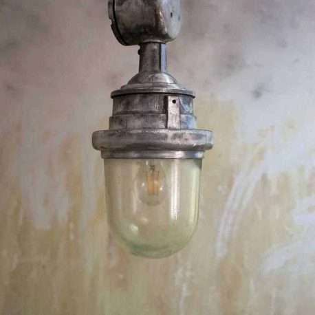 Onlineshop für Fabriklampen Industrielampen massive Bunkerlampe