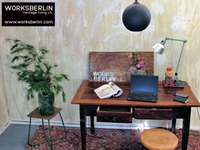 Onlineshop für vintage Schreibtische