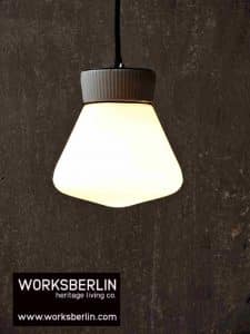 Jugendstil Hängelampe mit weißem Glass online kaufen