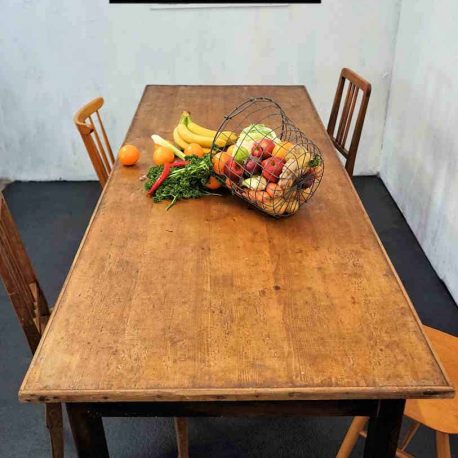 Tischplatte alter vintage Holztisch mit Patina
