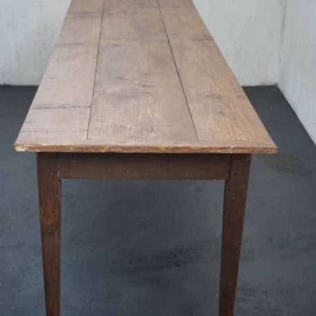 vintage tisch aus altem holz