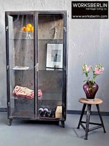 Alter Medizinschrank onlineshop