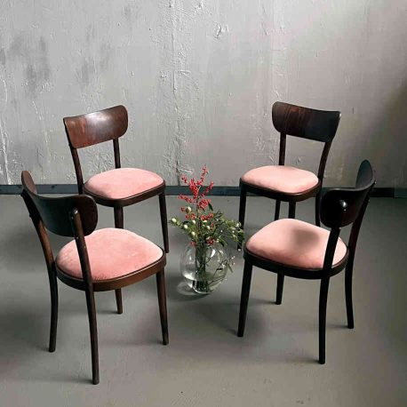 Dunkle vintage Stühle von TON 4er Stuhlset design alt vintage gebraucht