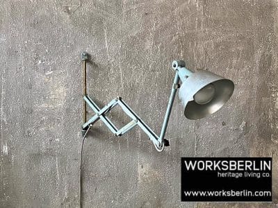 MidgardKahla Scherenlampe aus den 70ern in elegantem