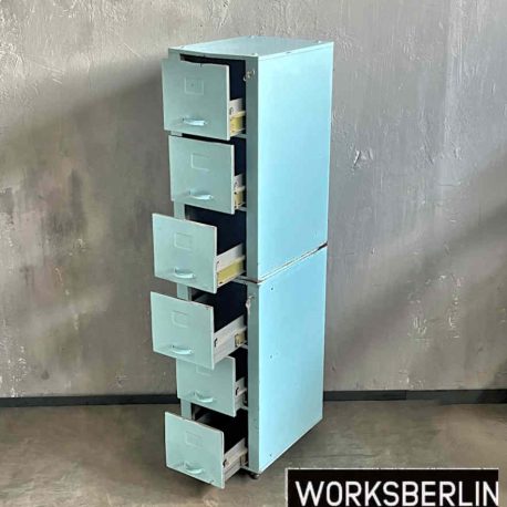 Industrieller vintage aktenschrank