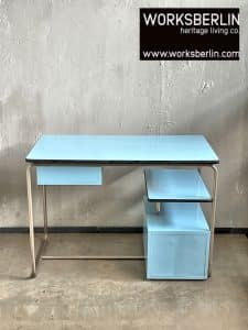 Rückansicht vintage Schreibtisch Bauhaus 30er Jahre