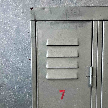 metallschrank detail