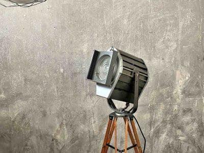 Antique Cinelight Elegance