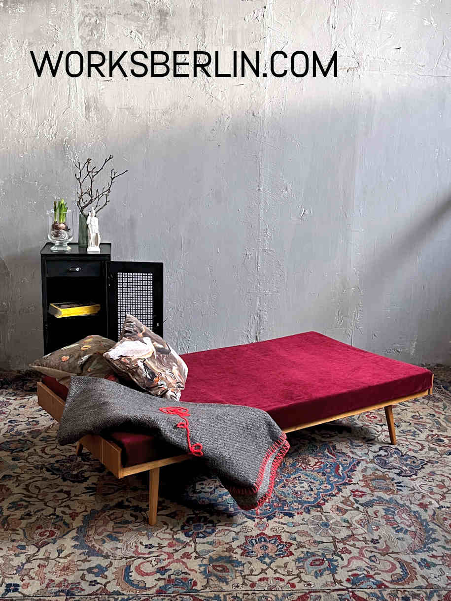 industrielles ambiente schwarzer schrank alt vintage rowac bemefa industrielles ambiente schwarzer schrank alt vintage rowac bemefa