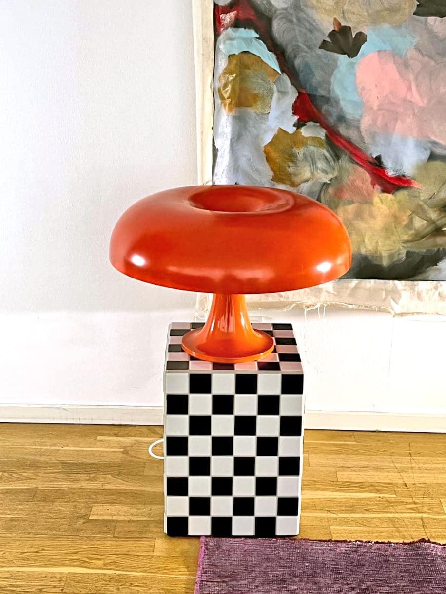 First Edition Nesso Lampe aus Fiberglas First Edition Nesso Lampe aus Fiberglas