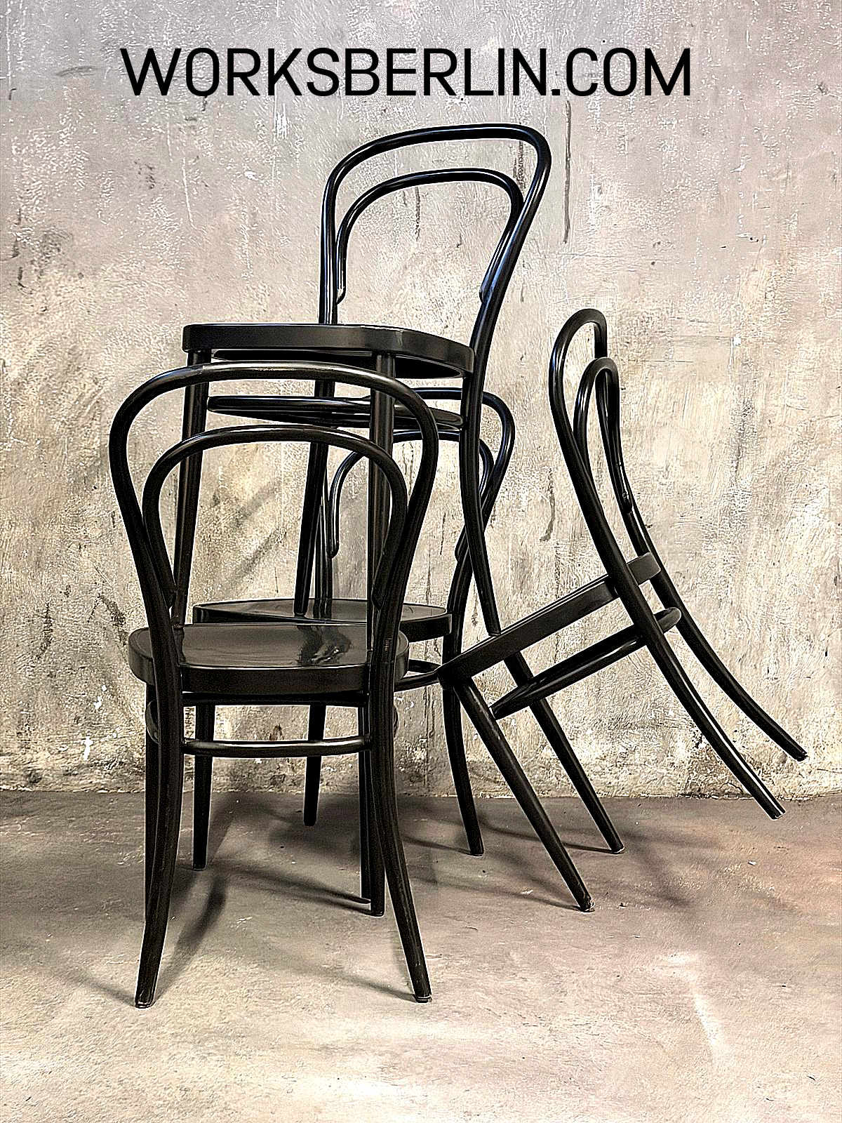 Designklassiker Thonet 214m Designklassiker Thonet 214m