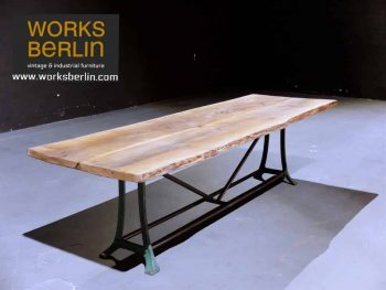 Beeindruckender Fabriktisch mit Eichenplatte und Stahl vintage Beeindruckender Fabriktisch mit Eichenplatte und Stahl vintage