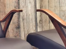 Polsterarbeiten in Leder Polsterarbeiten in Leder