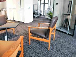 High End Polsterarbeiten für Büroeinrichtungen, Retail und Gastro High End Polsterarbeiten für Büroeinrichtungen, Retail und Gastro